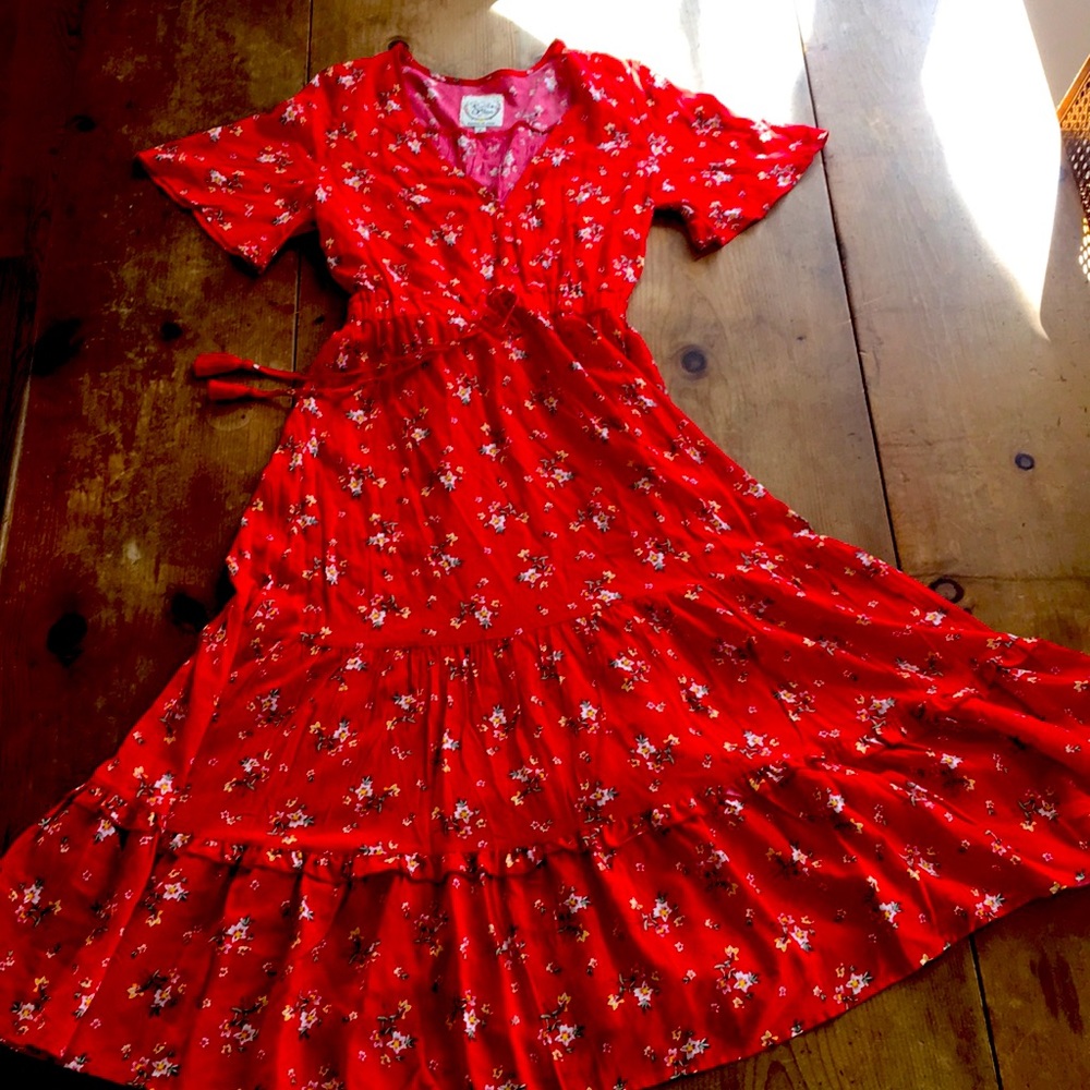 ADORABLE Floral Midi Dress